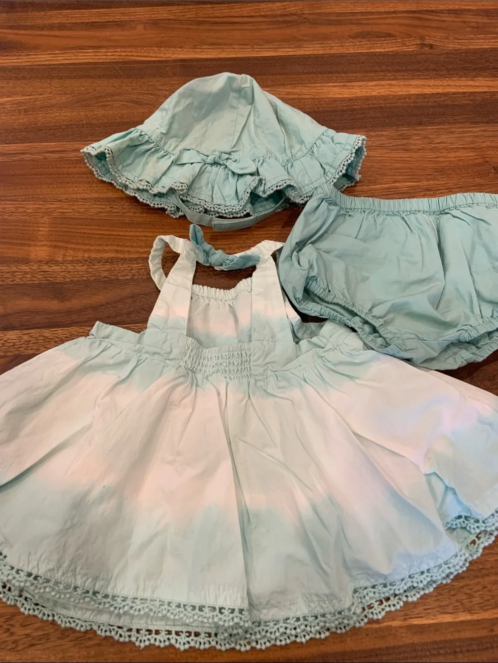 Tommy Bahama Tie Dye Dress, Bloomers, and Sun Hat 3-Piece Set 6-9months Like New